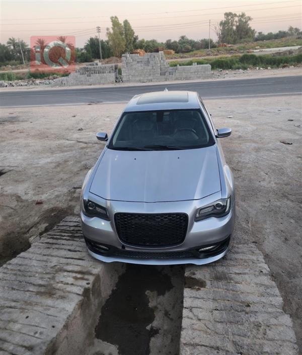 كرايسلر 300 2017 للبيع في العراق - الحلة